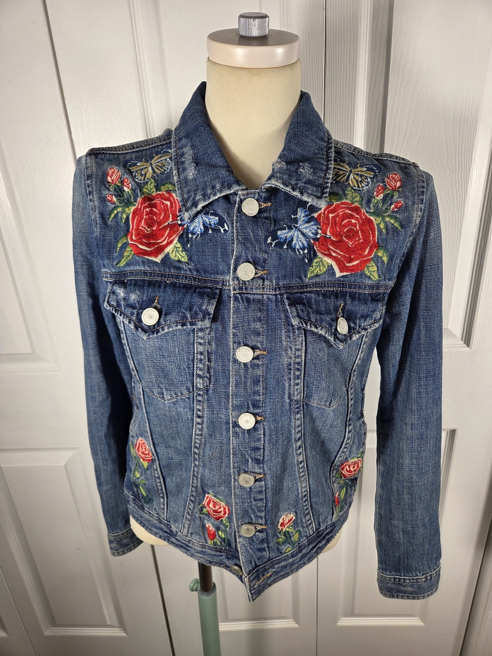 BLANKNYC Embroidered Rose Butterfly Denim Jacket Distressed Floral XS